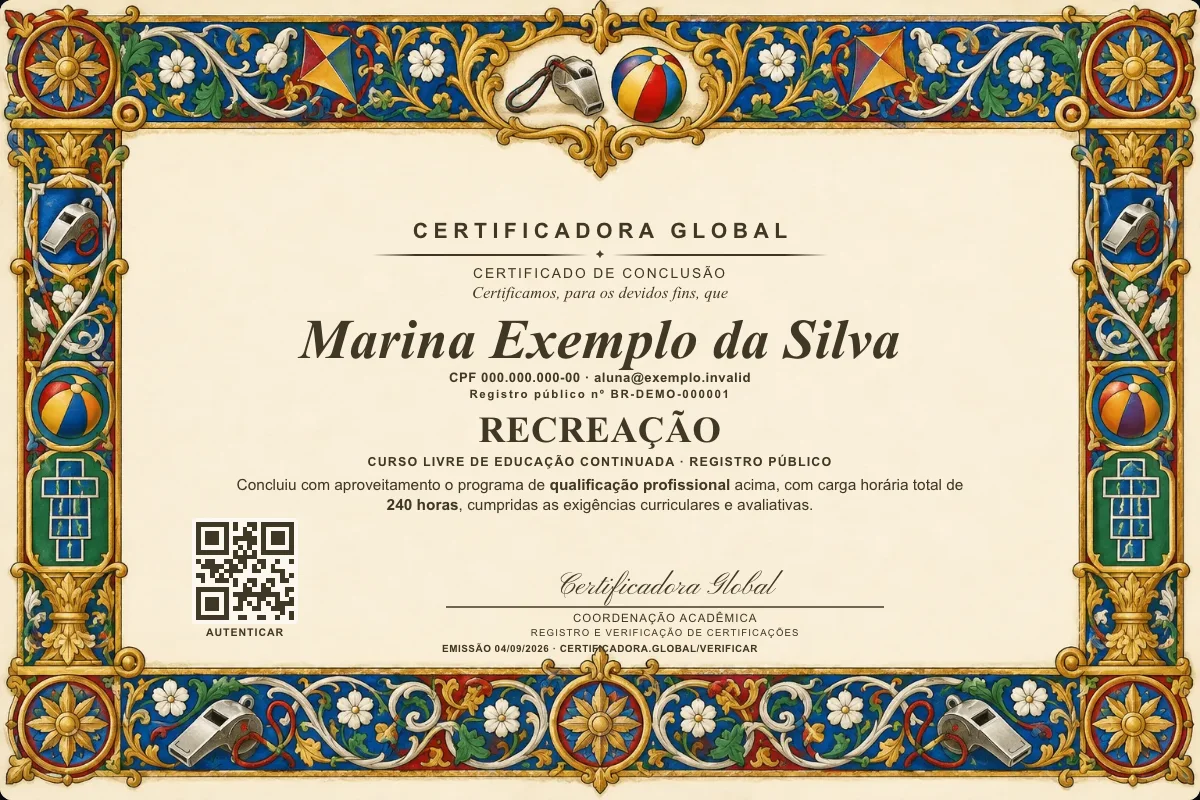 Modelo do certificado de Recreação: registro público, QR de verificação e assinaturas — documento de exemplo com dados fictícios.